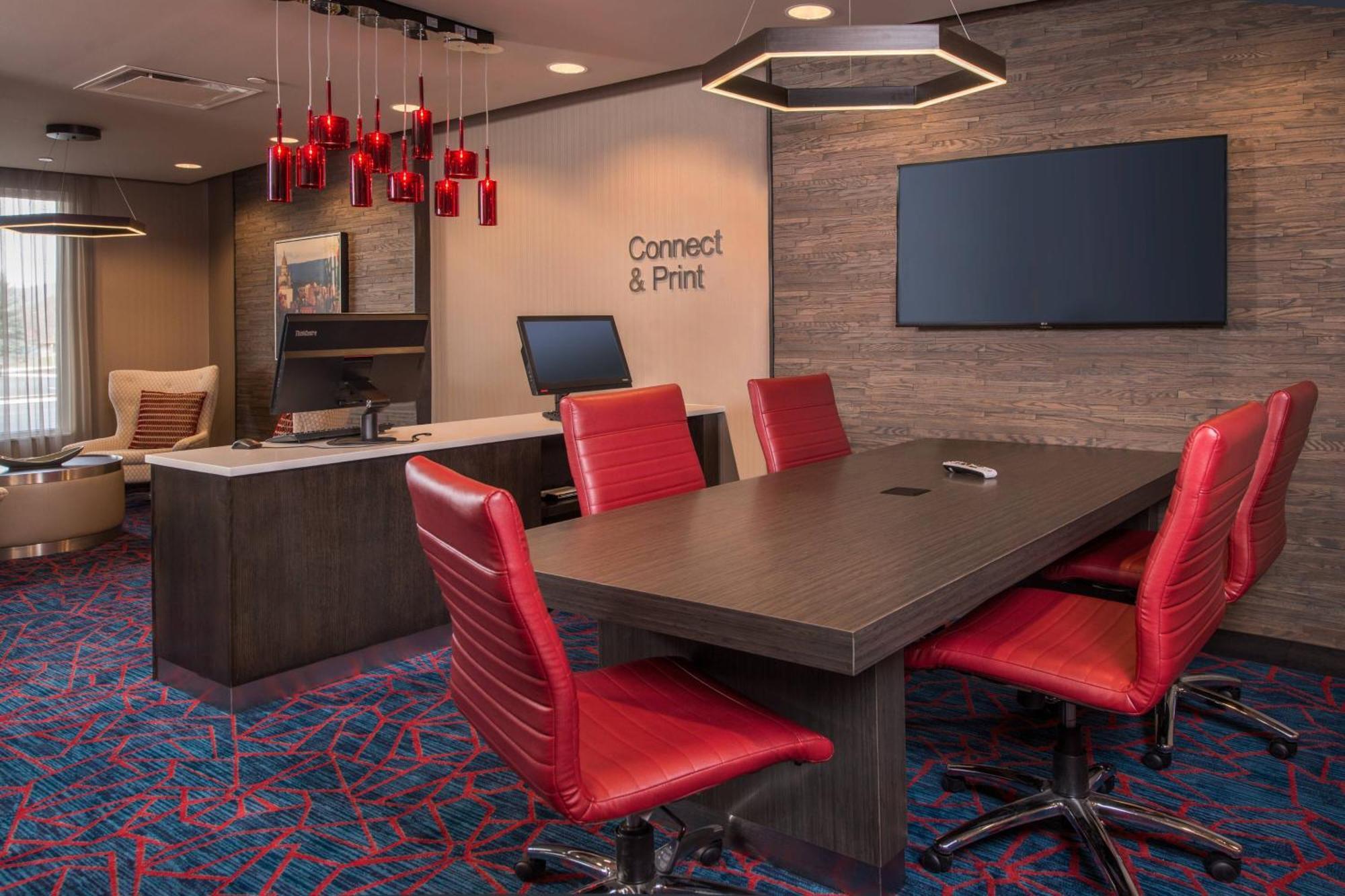 Towneplace Suites By Marriott Altoona Exterior foto